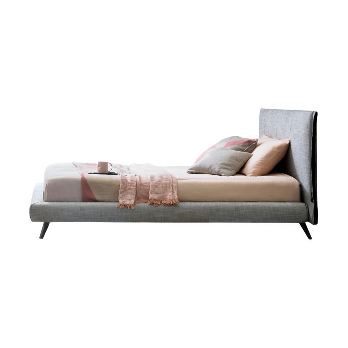 Cuff single bed
