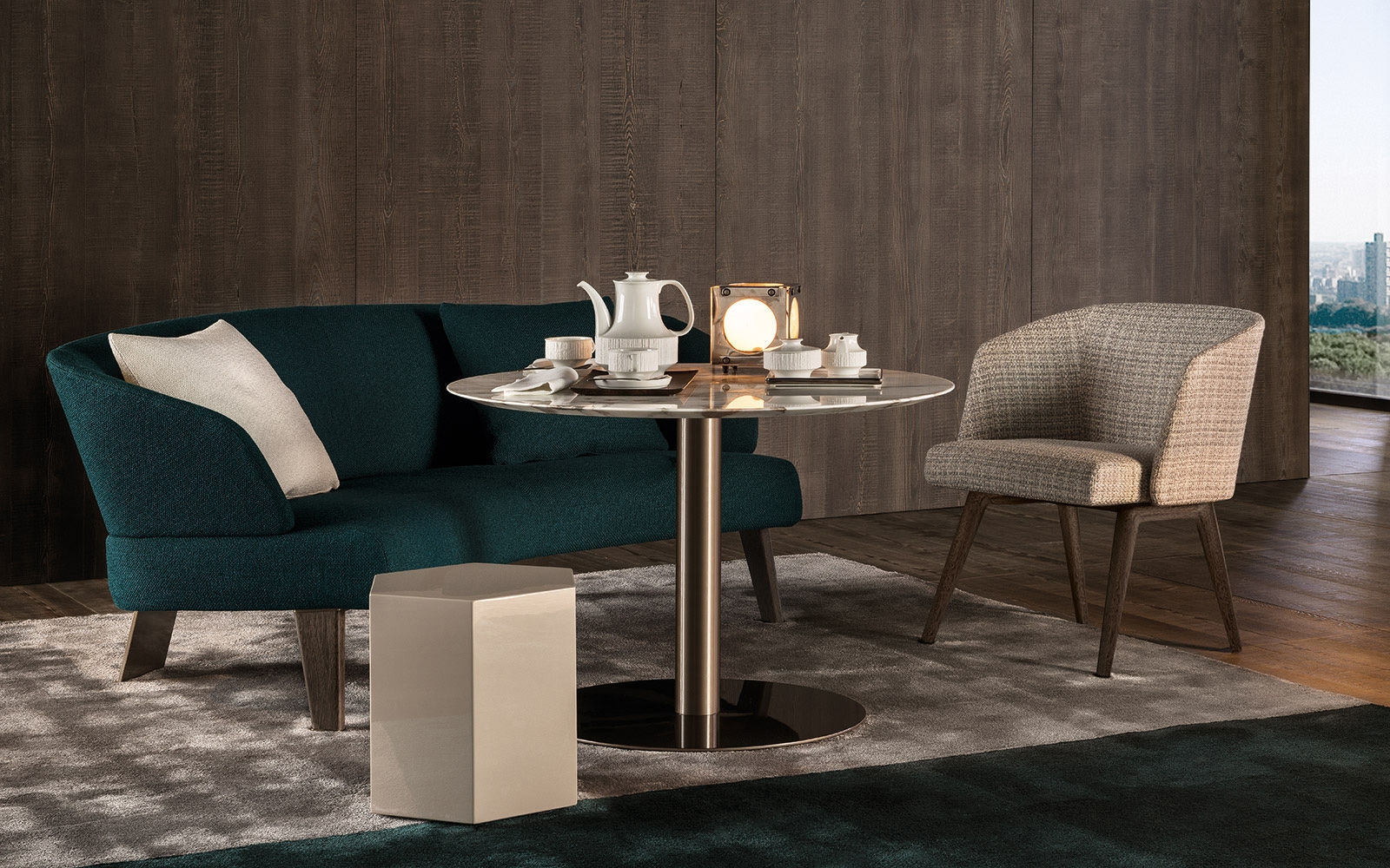 Reeves "lounge"