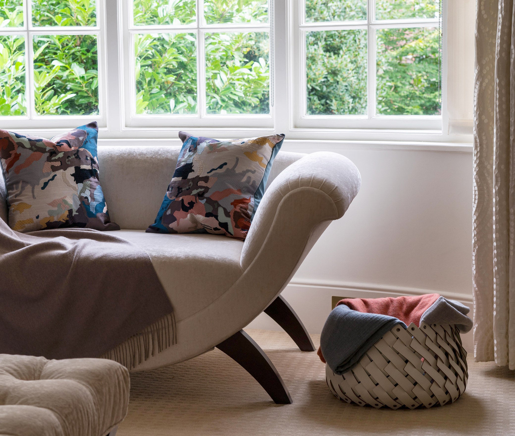 Предметы мебели: мини словарь (часть 3)