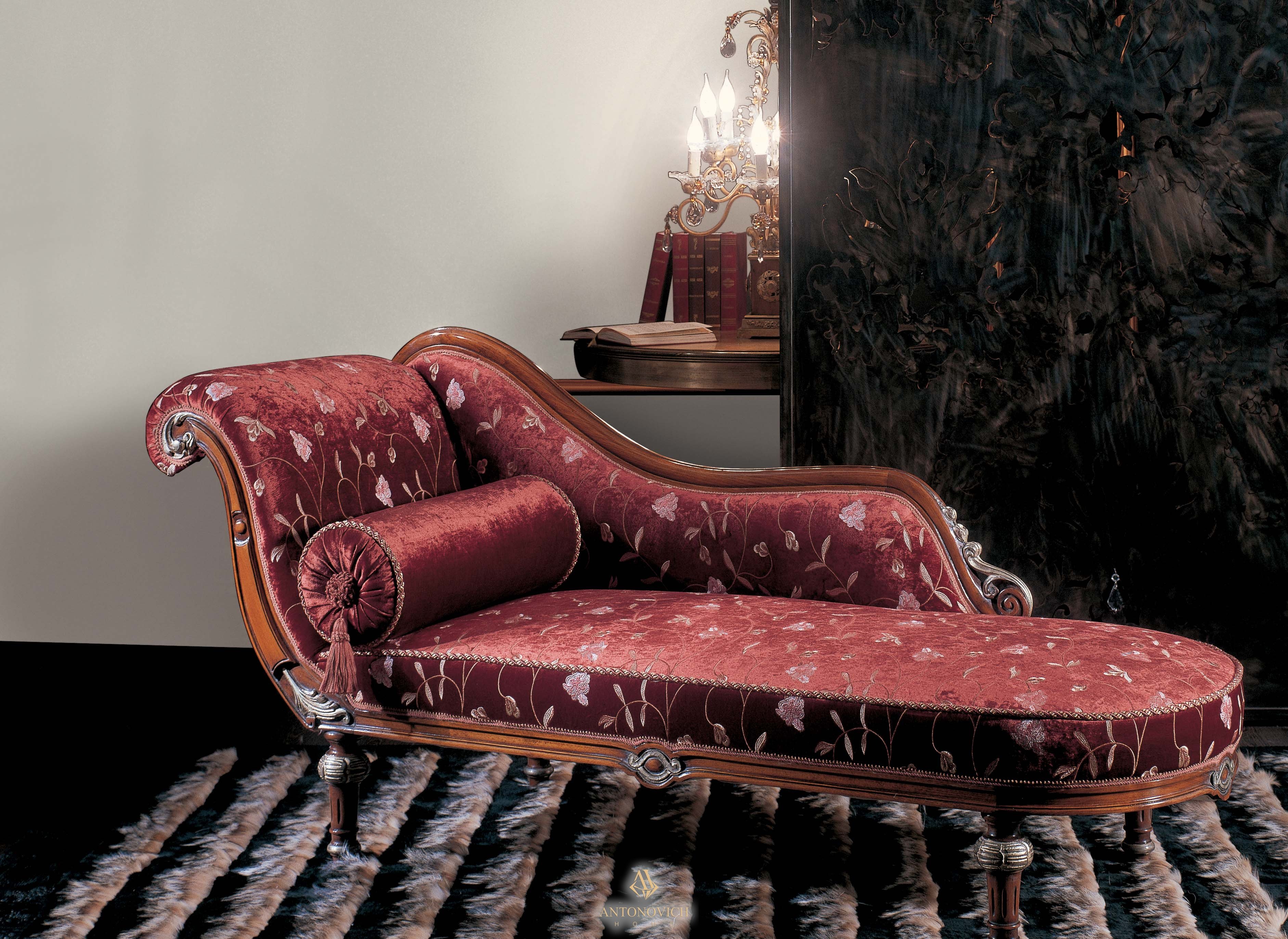 Кушетка Flowers CEPPI STYLE, резьба ручной работы