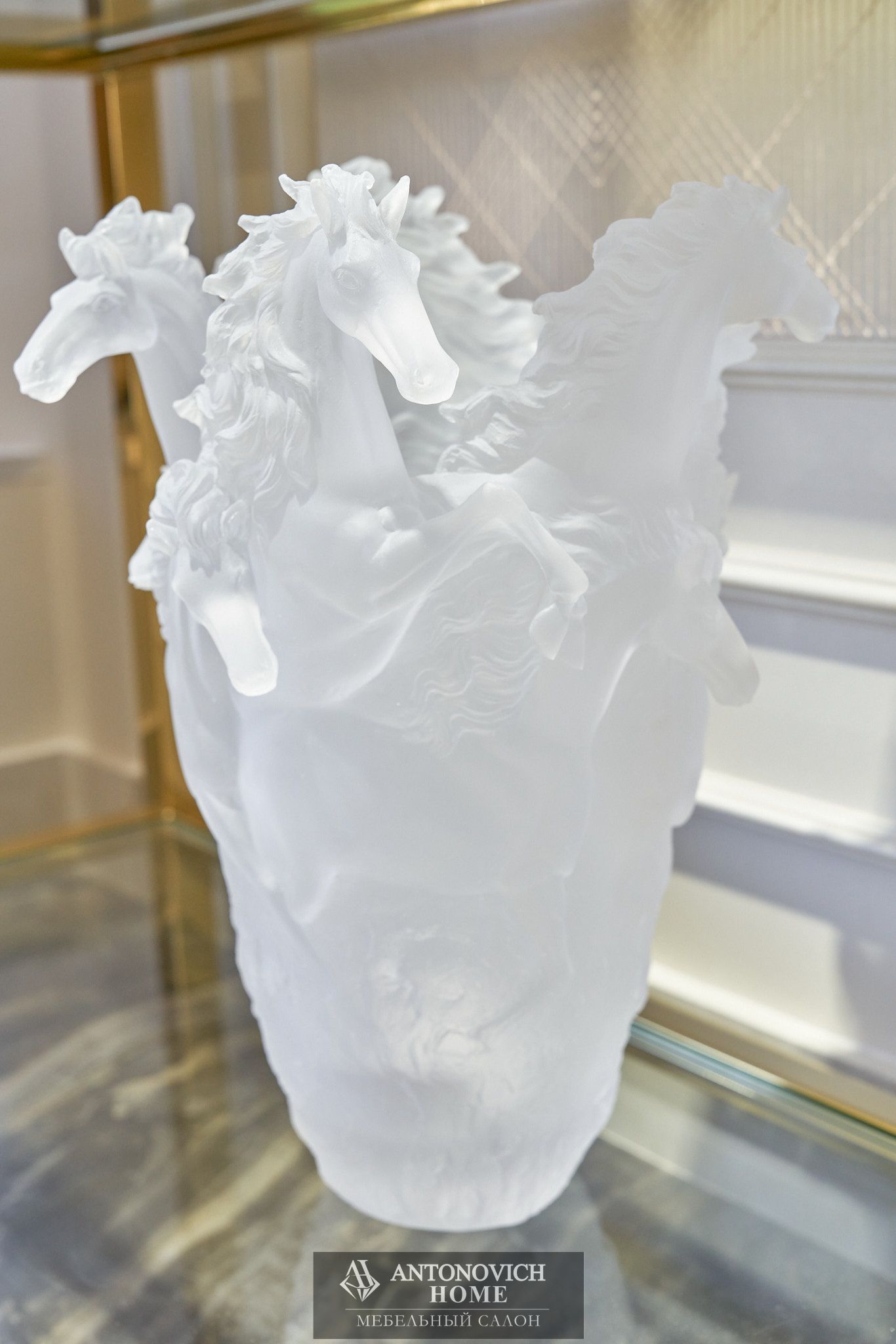Milano glass аксессуары (белые) 4 ваза  Antonovich Design Studio (astana, Kazakhstan)