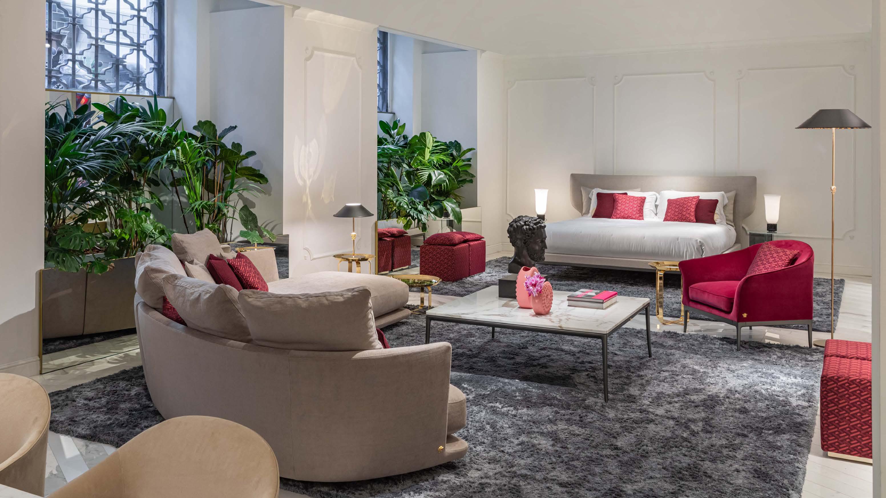 Versace спальня STILETTO