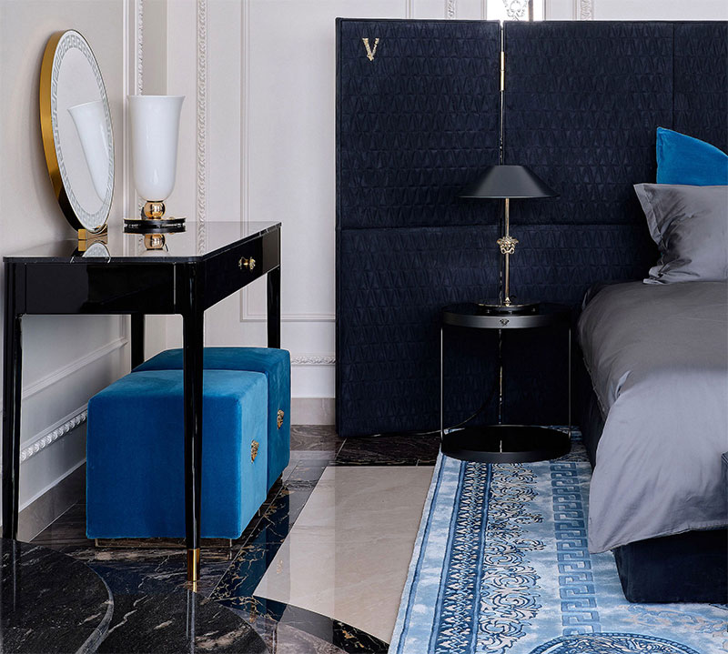 Versace Home туалетный столик Greca Vanity, зеркало, настольная лампа