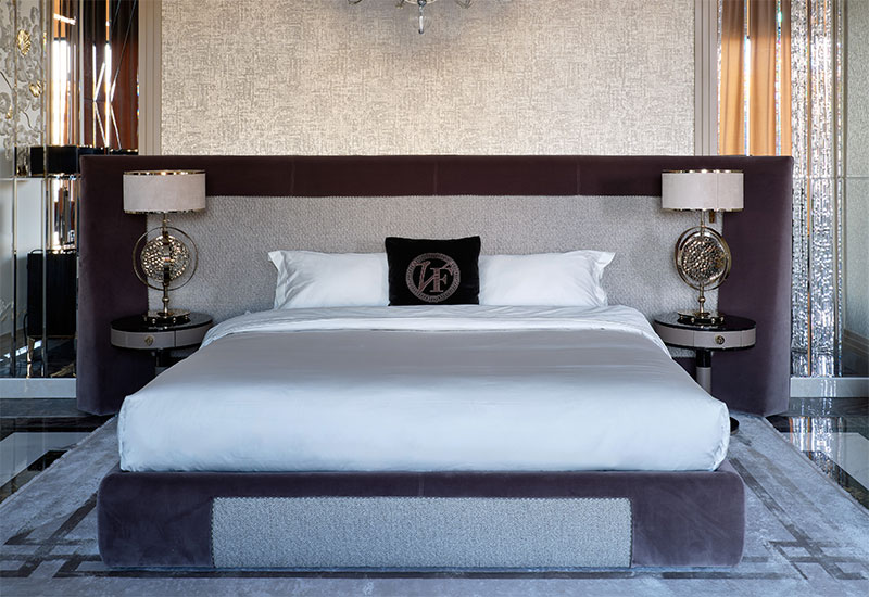 Vittoria Frigerio кровать, прикроватный столик